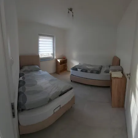 Ferienwohnung Ela * 福森